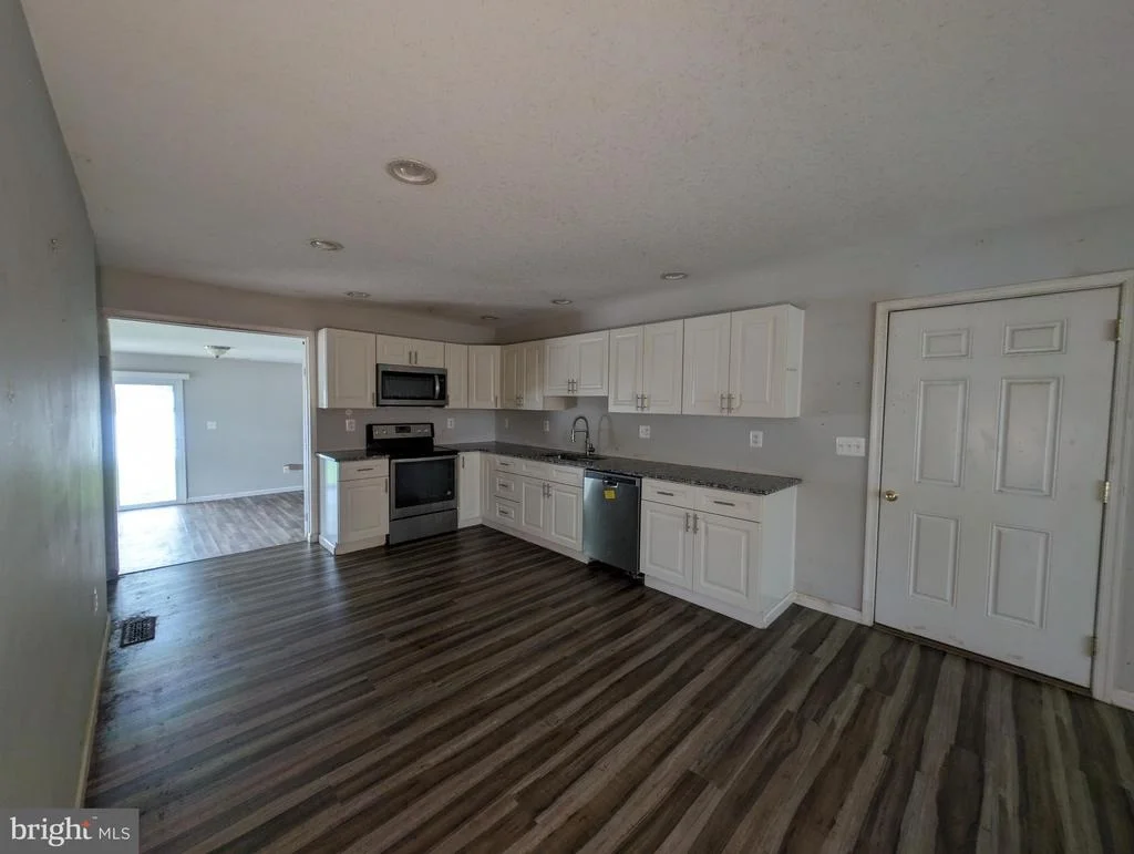 Photo of 503 CATALPA LANE