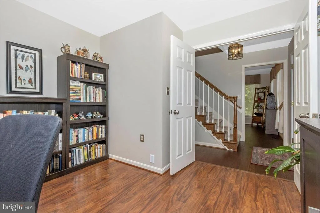 Photo of 8231 FOX HUNT LANE