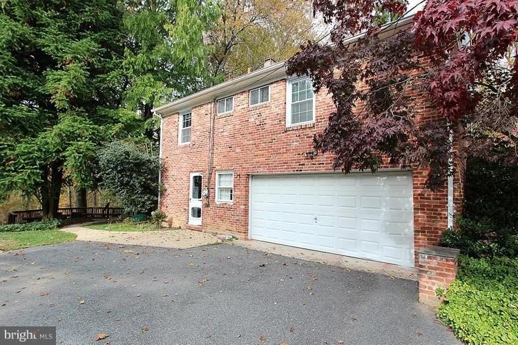 Photo of 725 SPRINGLOCH ROAD