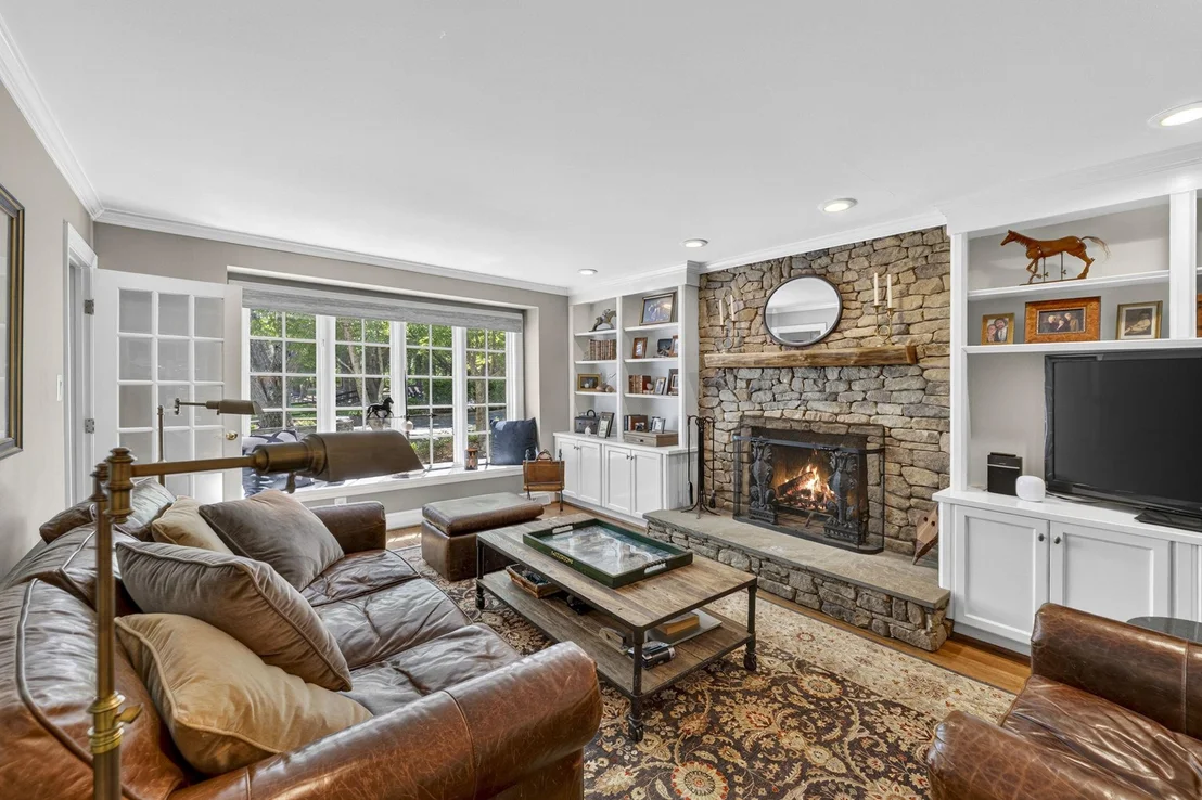 Photo of 23559 PARSONS ROAD