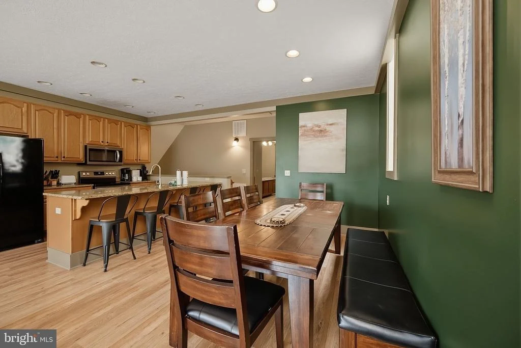 Photo of 110 NORTHLAKE DRIVE