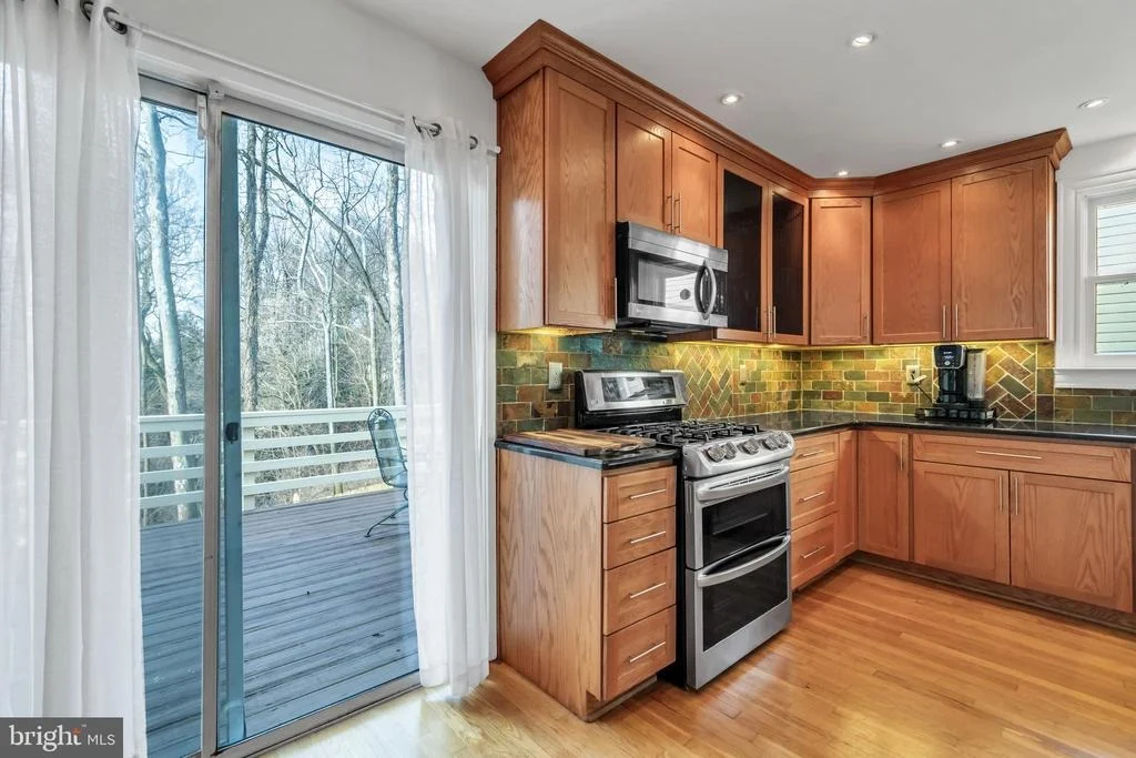 Photo of 10019 PRATT PLACE