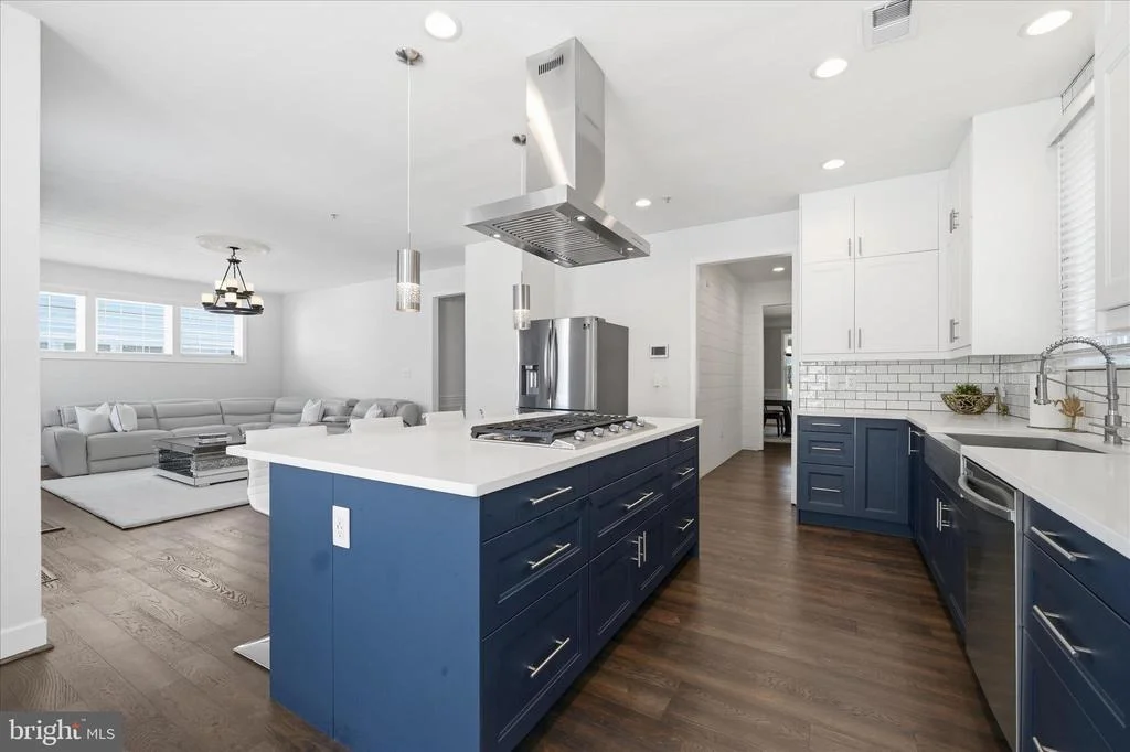 Photo of 23121 FREDERICK ROAD