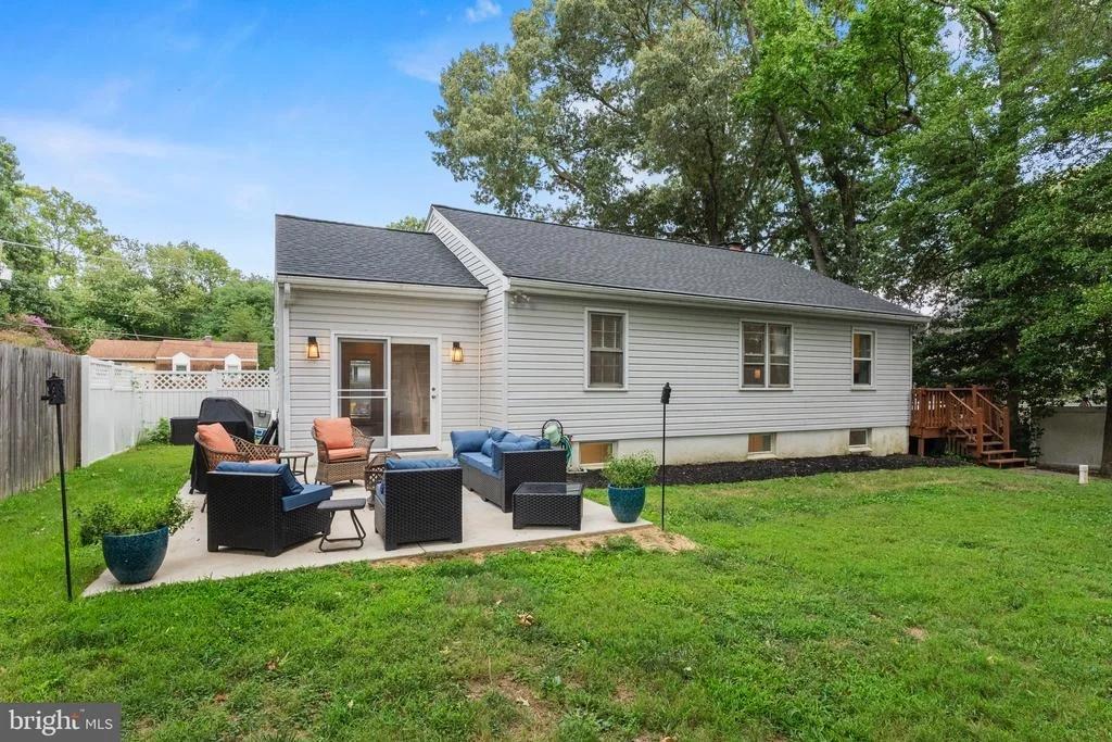 Photo of 866 CHESTNUT TREE DRIVE