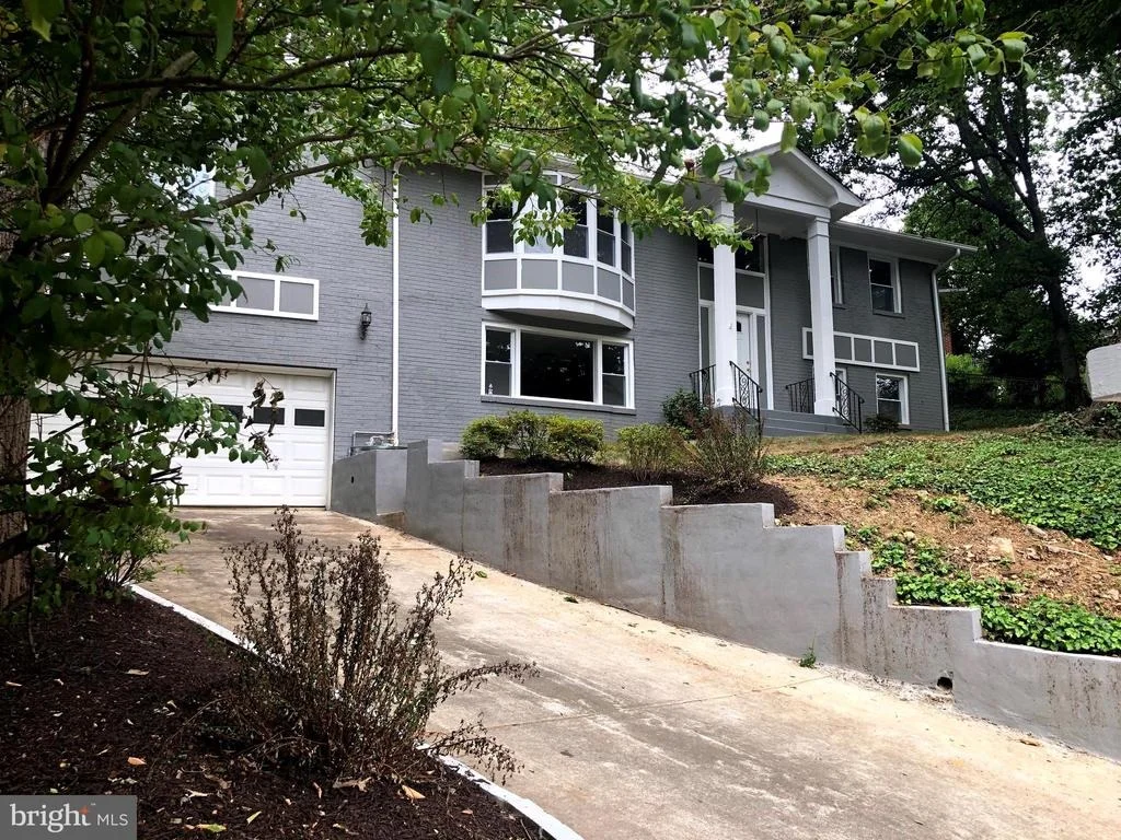 Photo of 6801 TEMPLE HILL ROAD