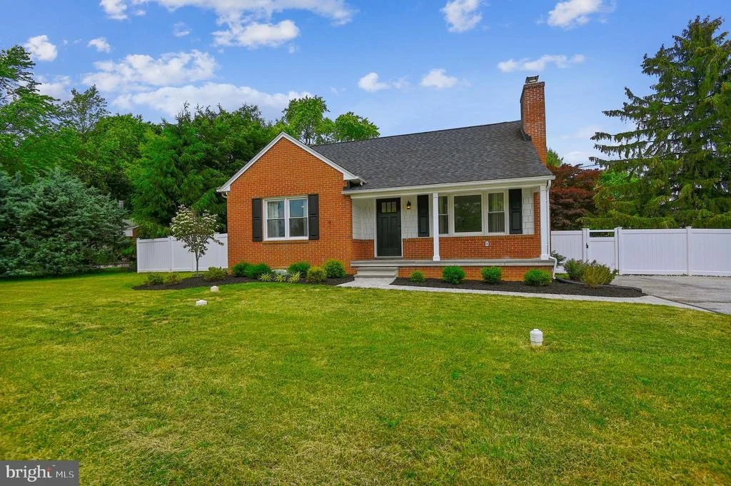 Photo of 122 BERTIE AVENUE