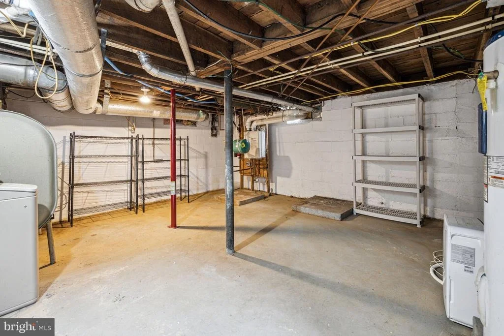 Photo of 6155 KING ROAD