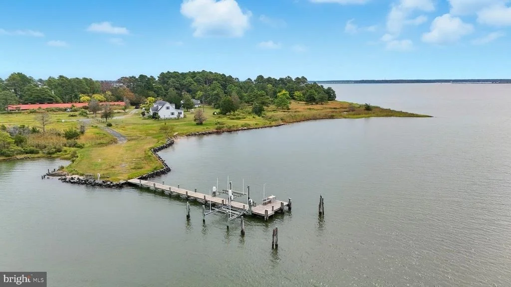Photo of 5304 CASSONS NECK ROAD
