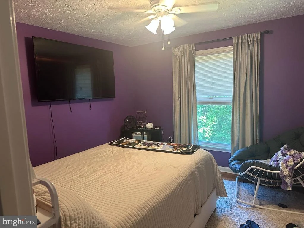 Photo of 440 BLUEBIRD WAY
