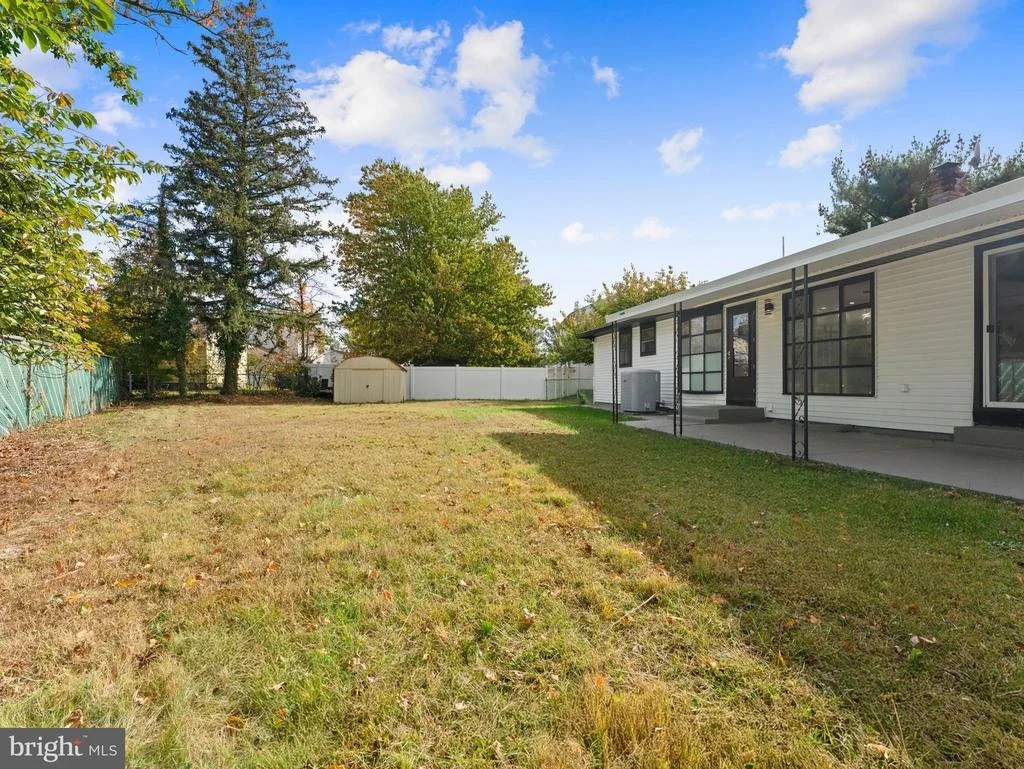 Photo of 443 VALLEY RUN DRIVE