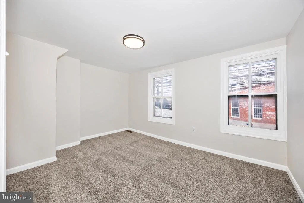 Photo of 246 E 7TH STREET
