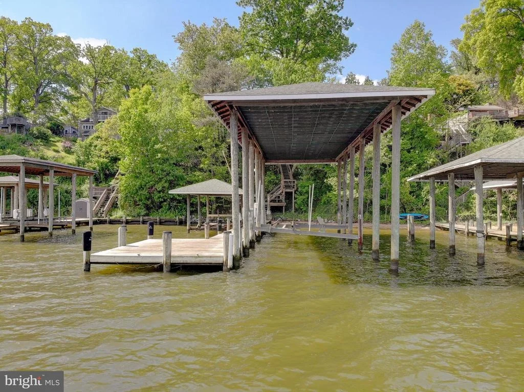 Photo of 1164 OAK VIEW DRIVE