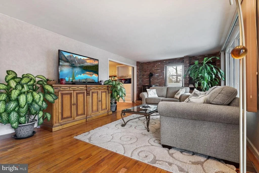 Photo of 20 JONES ROAD