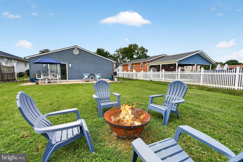 Photo of 2125 MAPLE ROAD