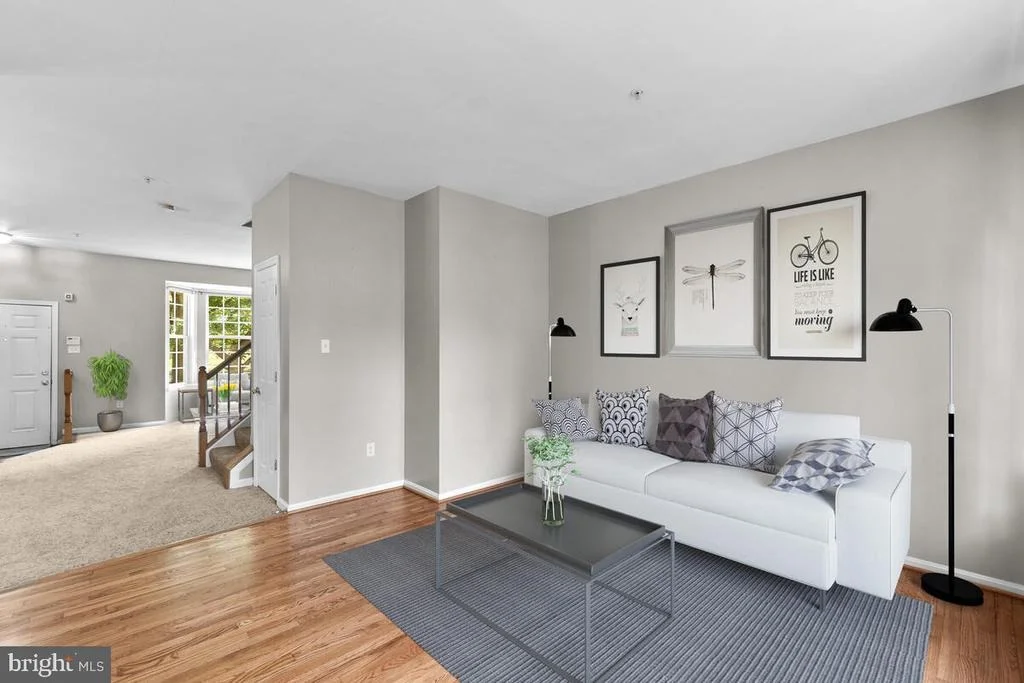 Photo of 10012 JUNIPER DRIVE