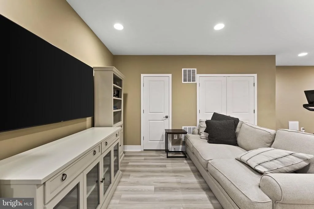 Photo of 22969 AURORA VIEW