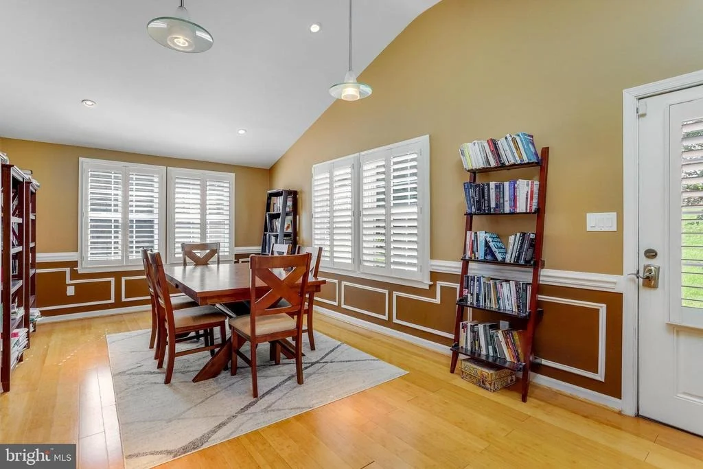 Photo of 6808 HOUNDMASTER ROAD