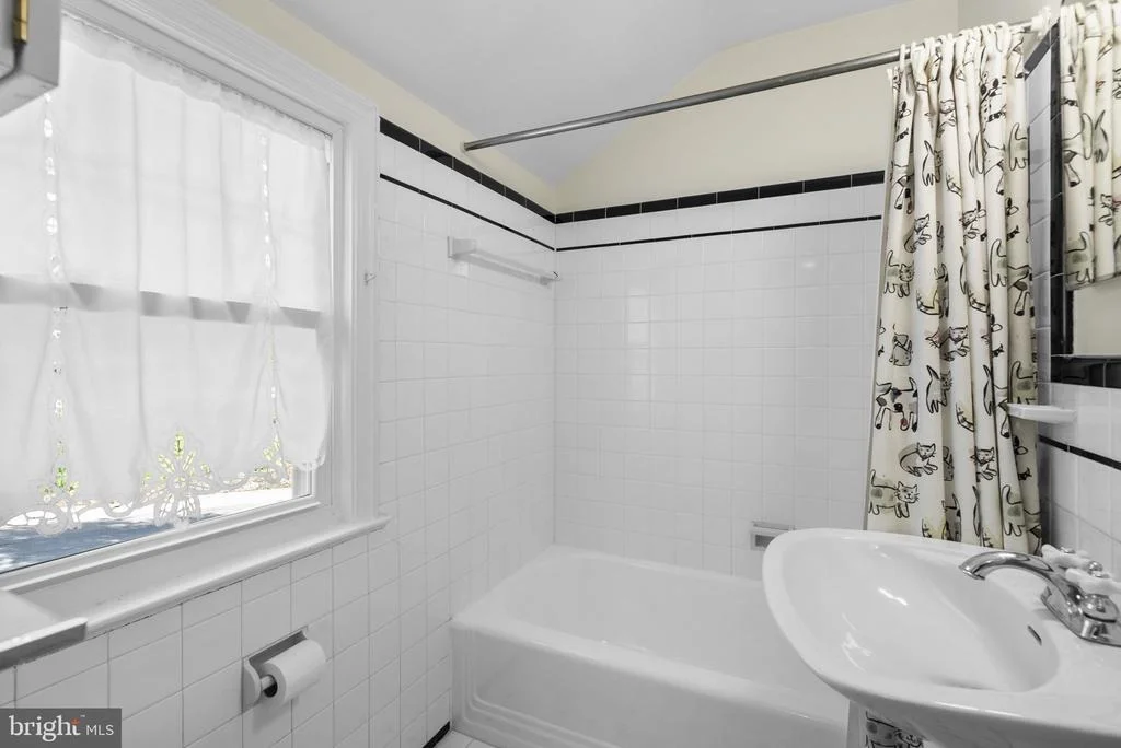 Photo of 213 CRESTMOOR CIRCLE