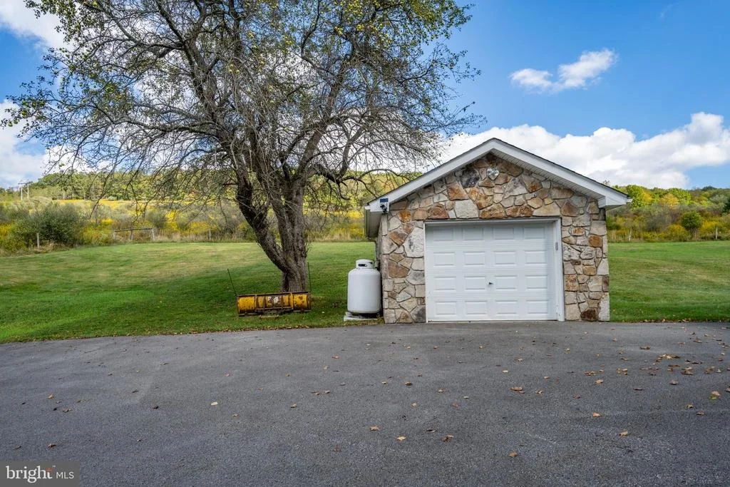 Photo of 5024 CRANESVILLE ROAD
