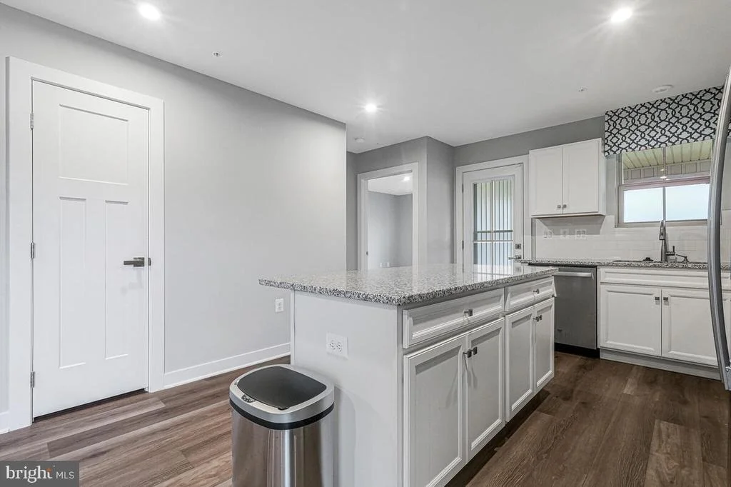 Photo of 14380 LONGHOUSE LOOP