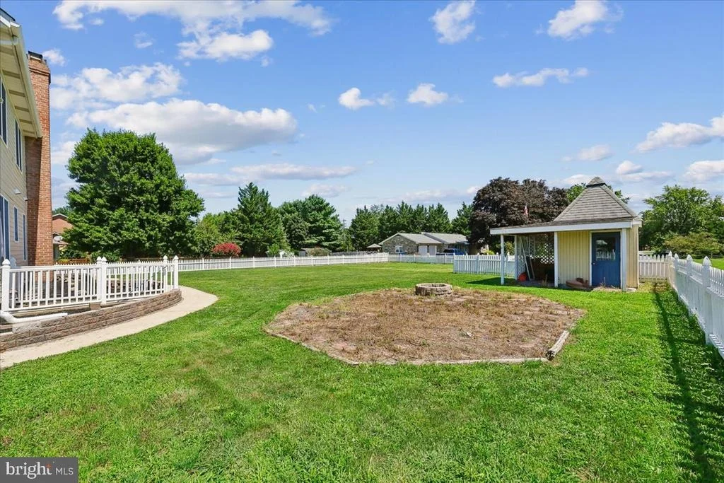 Photo of 8009 STONE RIDGE DRIVE