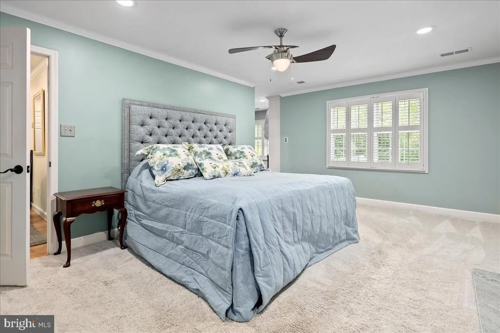 Photo of 9426 MOUNT VERNON CIRCLE