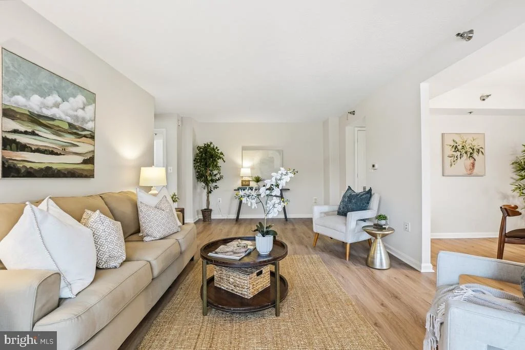 Photo of Unit 203 at 14801 PENNFIELD CIRCLE