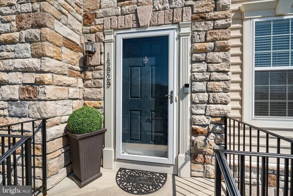 Photo of 15929 EAGLE FEATHER DRIVE