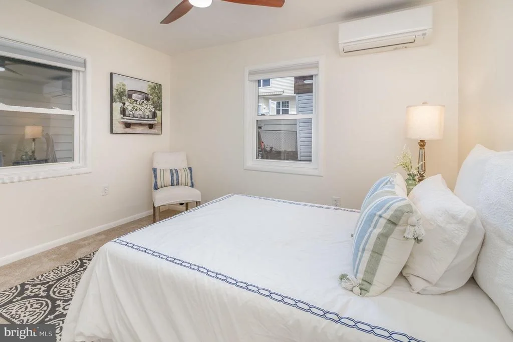 Photo of 2033 SHORE DRIVE