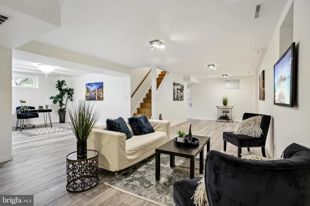 Photo of 3601 BARRY DRIVE