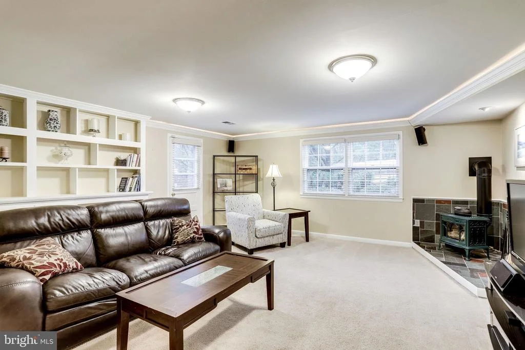 Photo of 3927 FOREST GROVE DRIVE