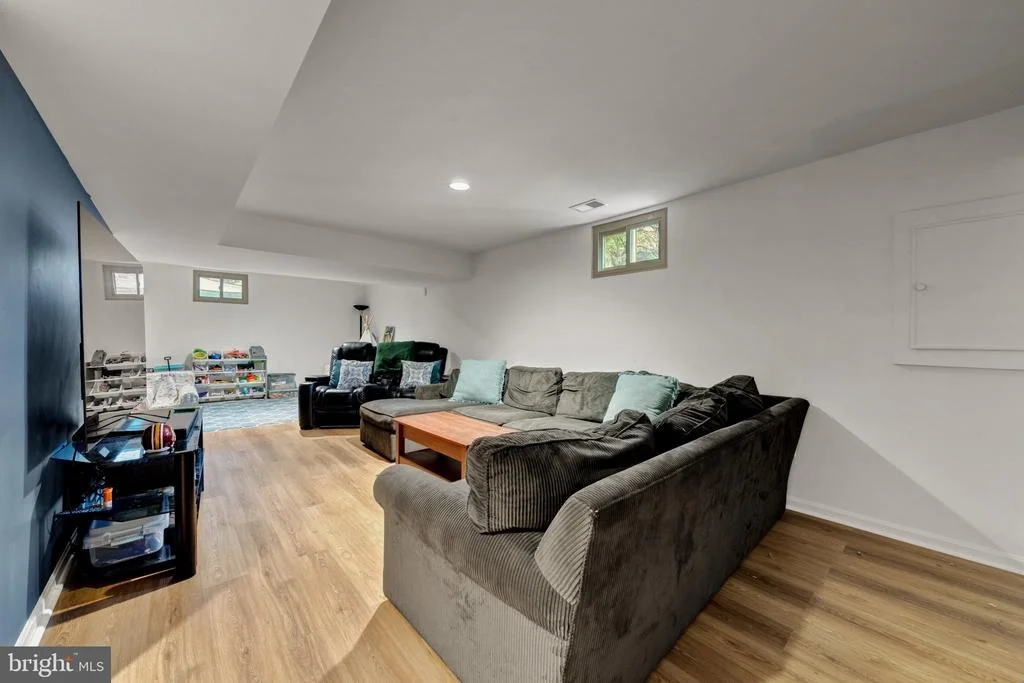 Photo of 7409 SHADY PALM DRIVE