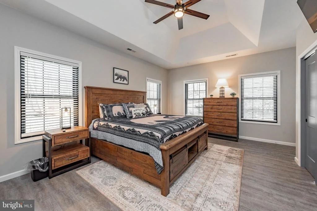 Photo of 220 BILTMORE VIEW
