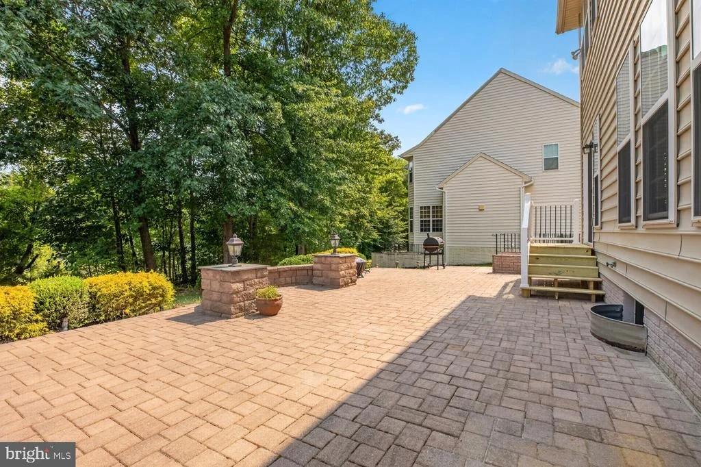 Photo of 6400 BARROW HOUSE DRIVE