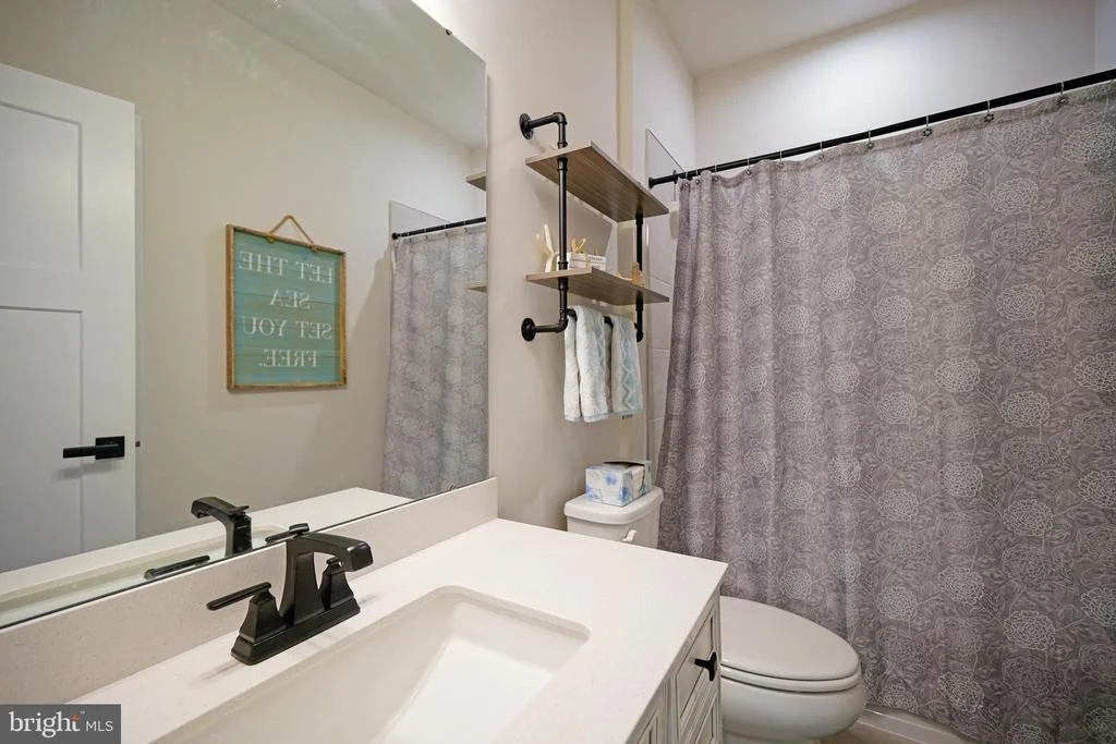 Photo of 32224 HERITAGE ROAD