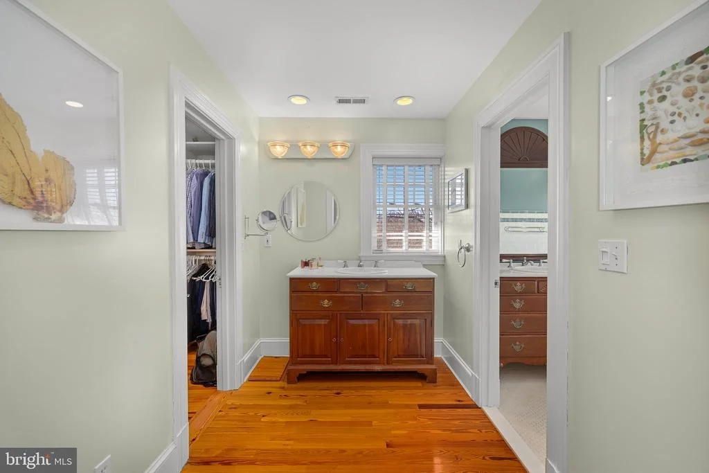 Photo of 1138 MAYO ROAD
