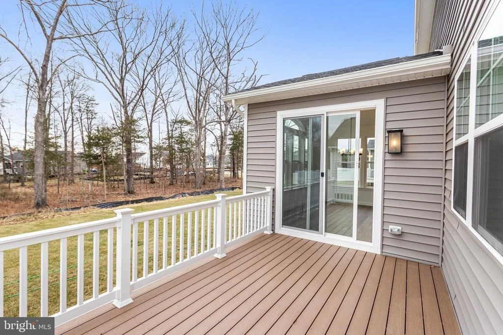 Photo of 2083 SPRINGVALE DRIVE