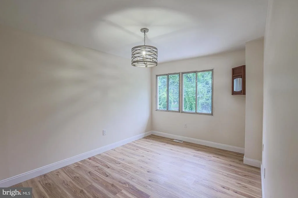 Photo of 1906 GREENHAVEN DRIVE