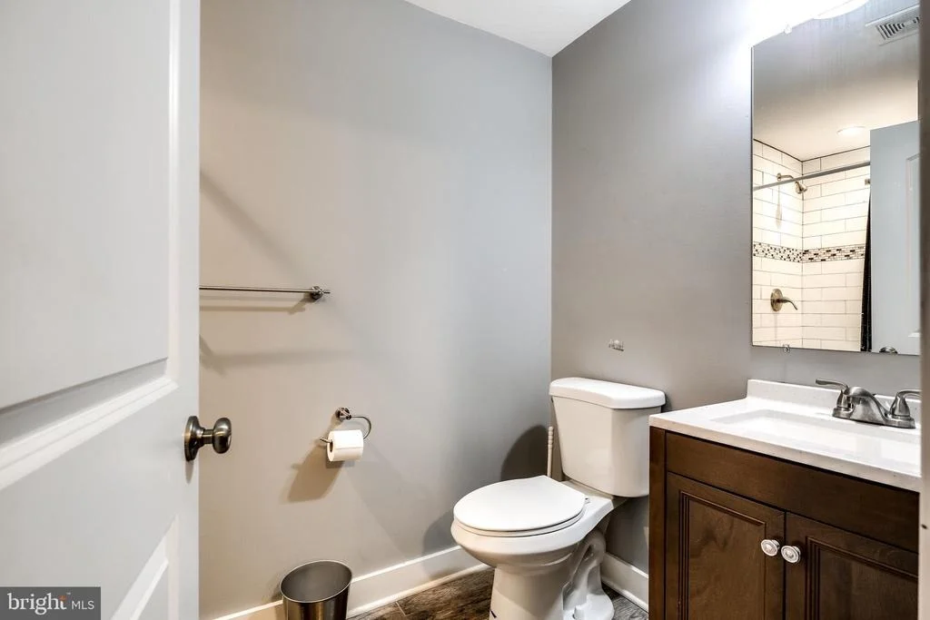 Photo of 3319 MAIL ROAD