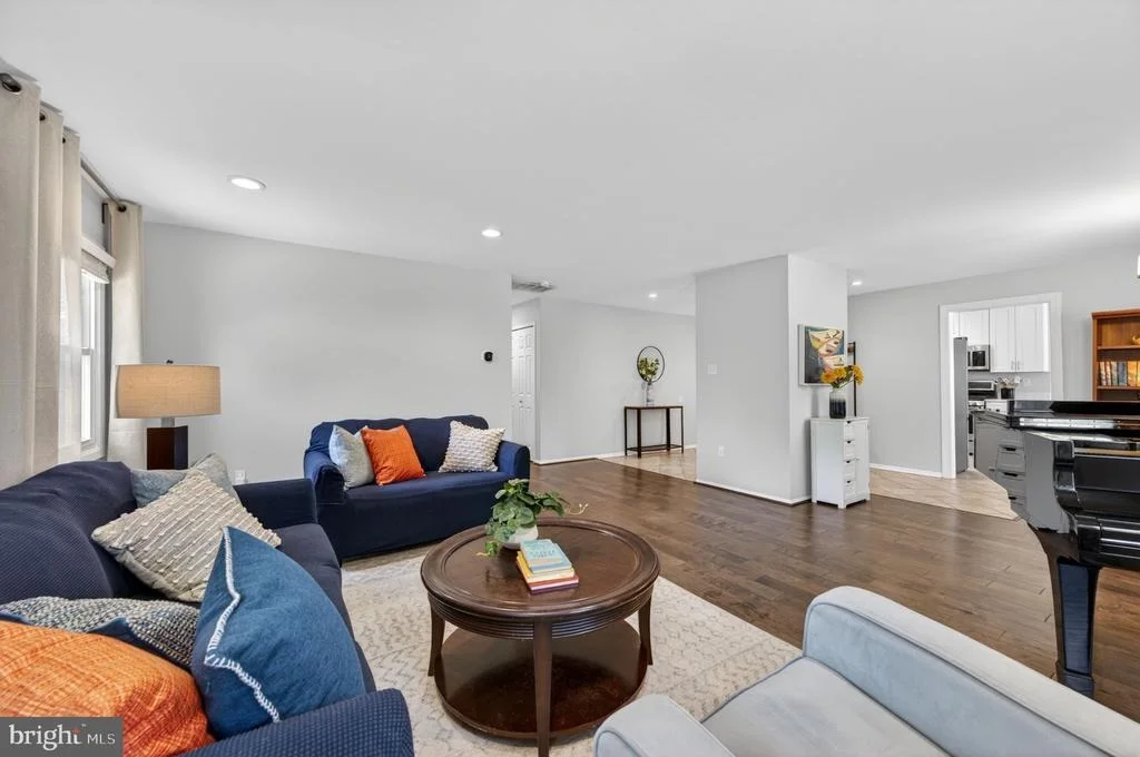 Photo of 3905 CARVEL LANE