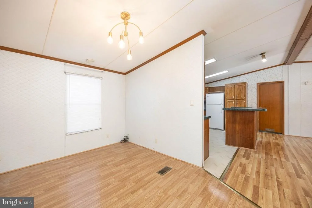 Photo of 22147 ROYAL OAK ROAD