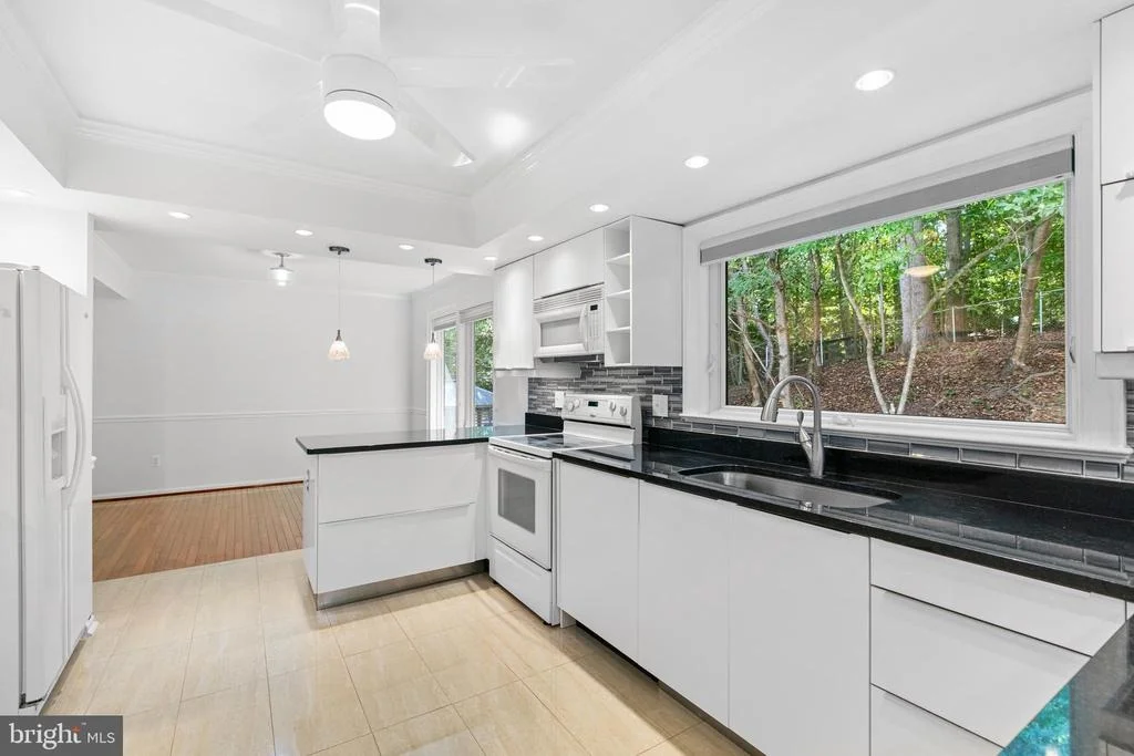 Photo of 7708 TOWER WOODS DRIVE