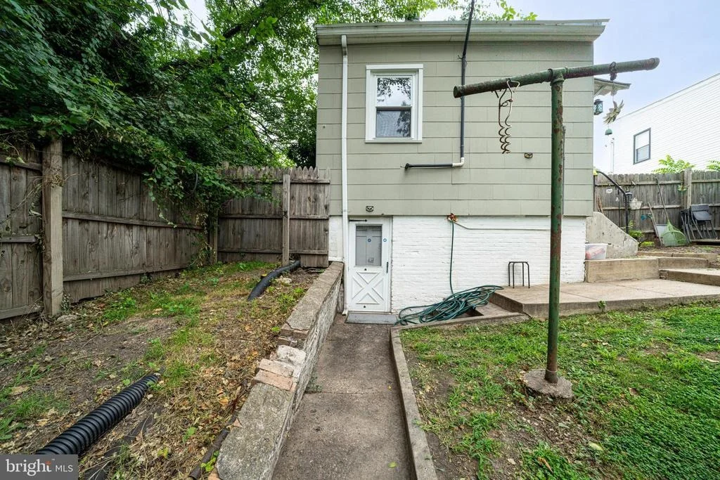 Photo of 3223 STRICKLAND STREET