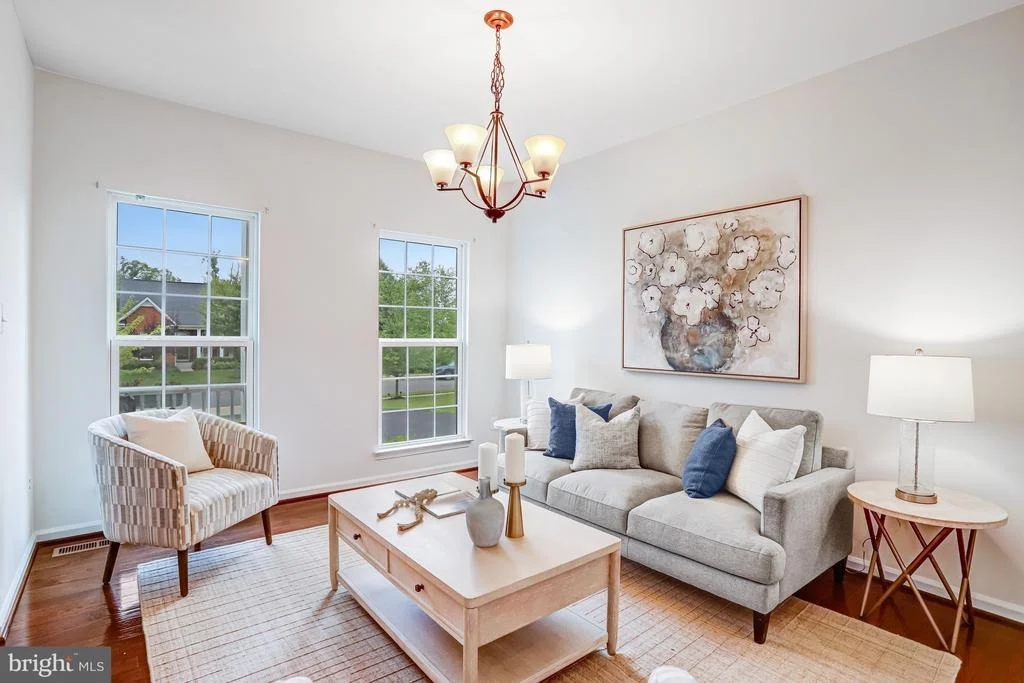 Photo of 26798 BARNSLEY PLACE