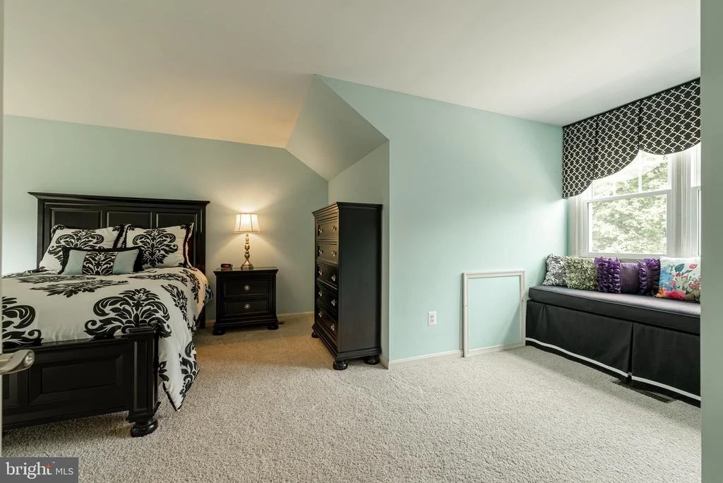 Photo of 10620 HARPOON HILL
