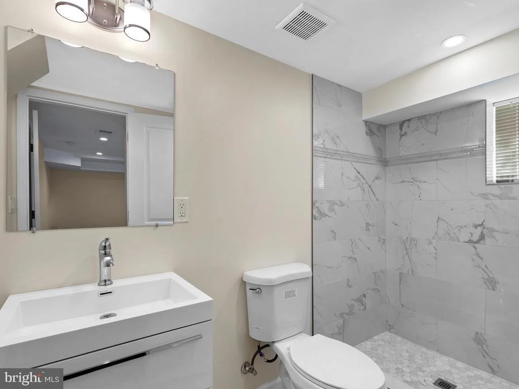 Photo of 5021 AYERS PLACE SE