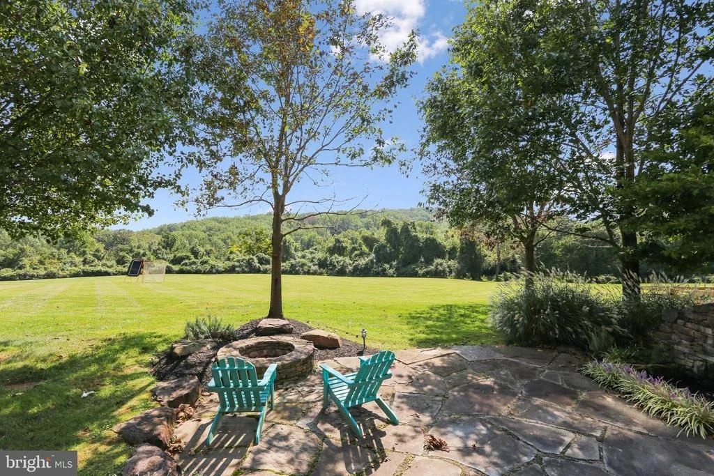 Photo of 2113 LINK ROAD