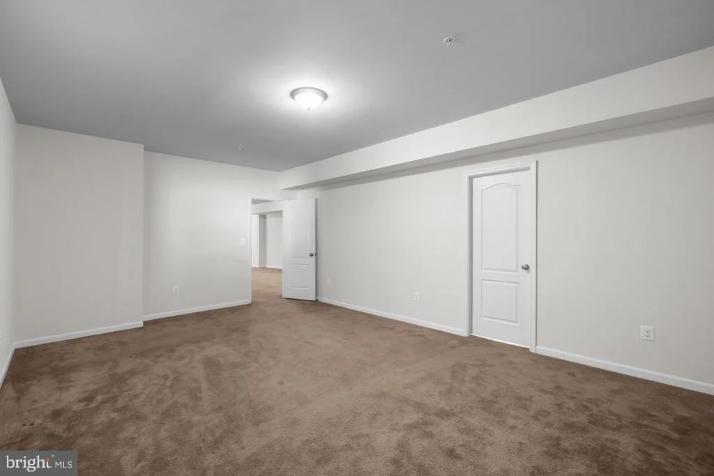 Photo of 9613 MANOR OAKS VIEW