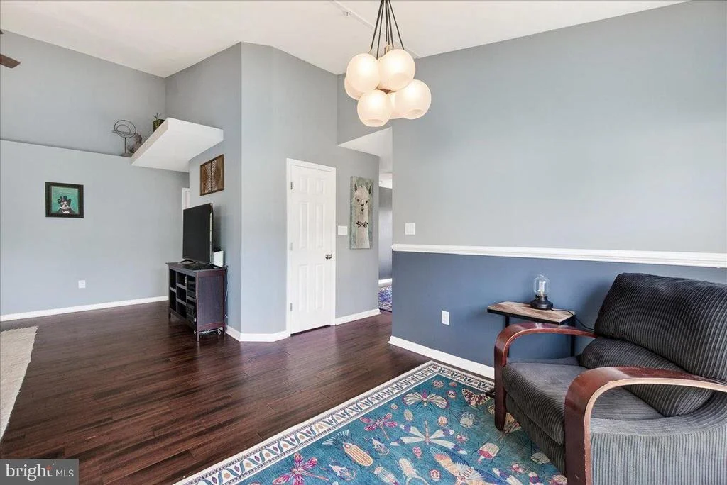 Photo of Unit 33B at 593 CAWLEY DRIVE