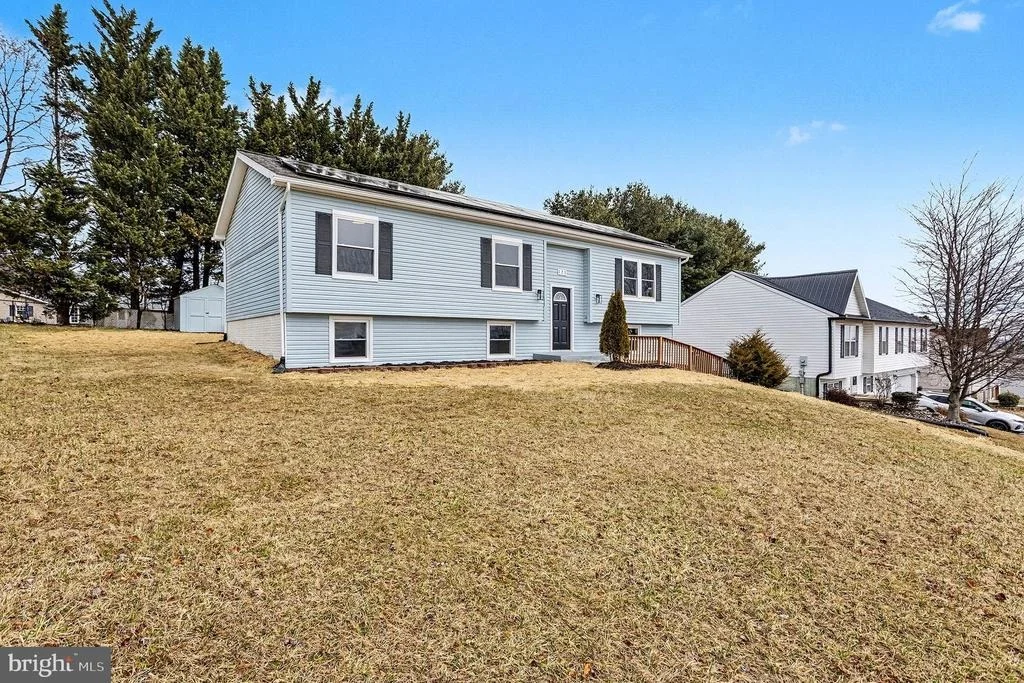 Photo of 123 SUNHIGH DRIVE